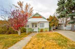 Detached Fort Macleod homes