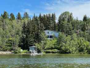 Detached Rural Red Deer County homes