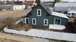 Detached Hanna homes