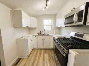 Detached Suffield homes