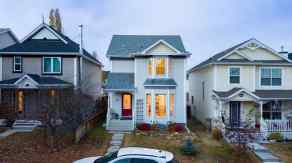 Detached Lynx Ridge homes