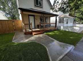 Detached Medicine Hat homes