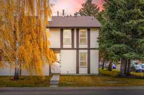 Row/Townhouse Pineridge homes