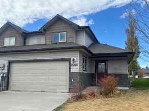Semi Detached (Half Duplex) Fort Macleod homes