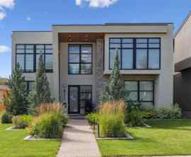 Detached Calgary homes