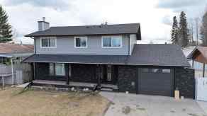 Detached Edson homes