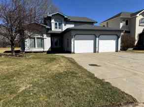 Detached Slave Lake homes