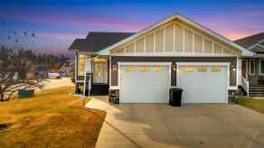 Detached Riverside homes