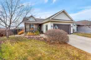 Detached Sylvan Lake homes