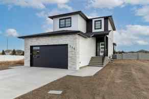 Detached SW Southridge homes