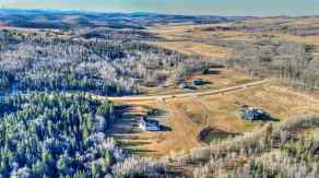 Detached Rural Foothills County homes