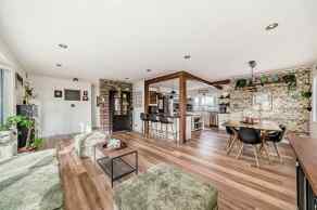 Detached East Mayland Heights homes