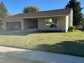 Detached Cardston homes