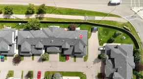 Row/Townhouse Canals homes