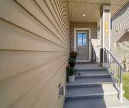 Detached Hampton Hills homes