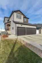 Detached Medicine Hat homes