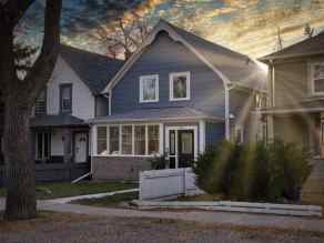 Detached London Road homes