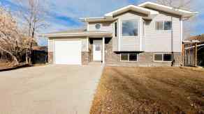 Detached Medicine Hat homes