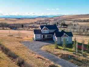 Detached Rural Foothills County homes