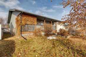 Detached Stettler homes
