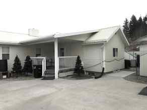 Detached Hinton homes