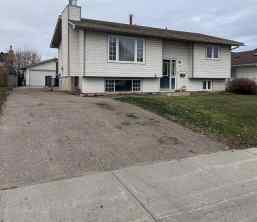 Detached Fort McMurray homes