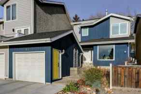 Detached Hawkwood homes