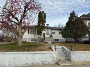 Detached Medicine Hat homes