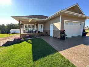 Detached Hardisty homes