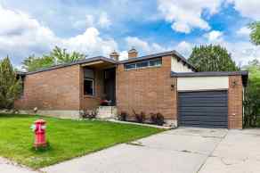 Detached Medicine Hat homes