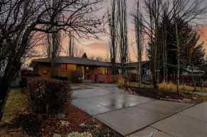 Detached North Haven homes