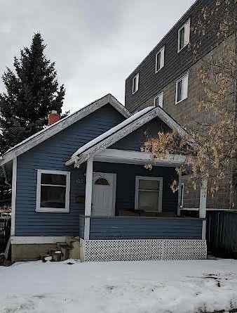 423 2 Avenue NE in  Calgary