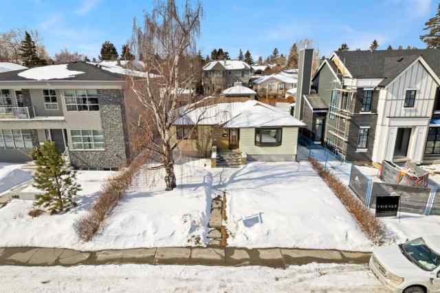 1415 21 Street NW in  Calgary