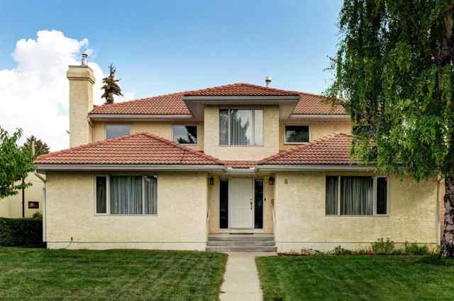 8 Waterloo Drive SW in  Calgary