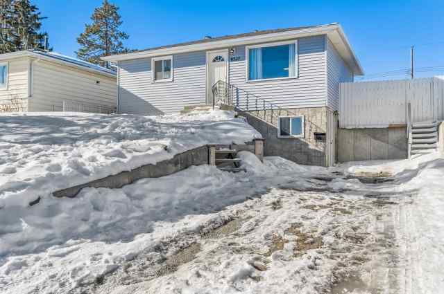 4327 69 Street NW in  Calgary MLS® #A2034917