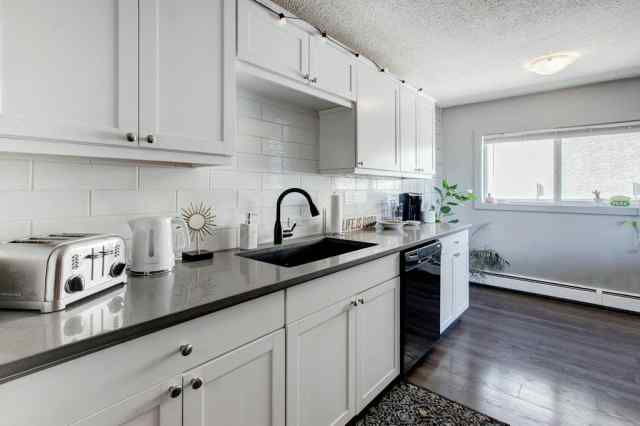 304, 312 15 Avenue NE in  Calgary