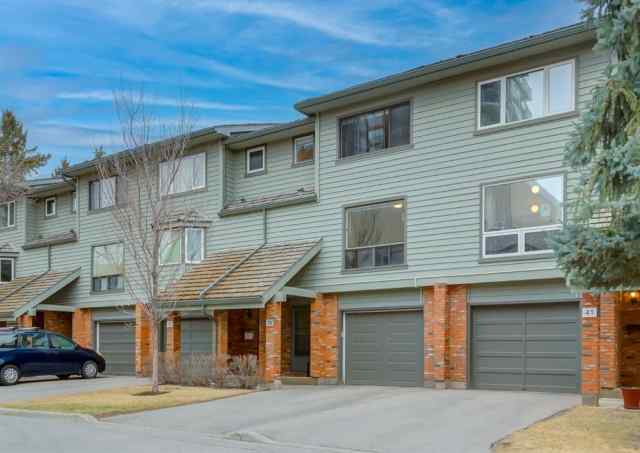 39 Point Mckay Crescent NW in  Calgary MLS® #A2052357
