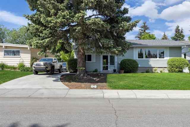 5104 Vallance Crescent NW in  Calgary MLS® #A2052953