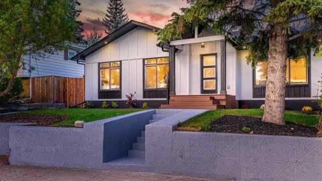 26 Collingwood Place NW in  Calgary MLS® #A2081765