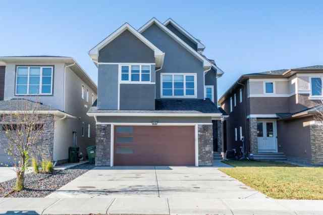 185 Carringvue Manor NW in  Calgary