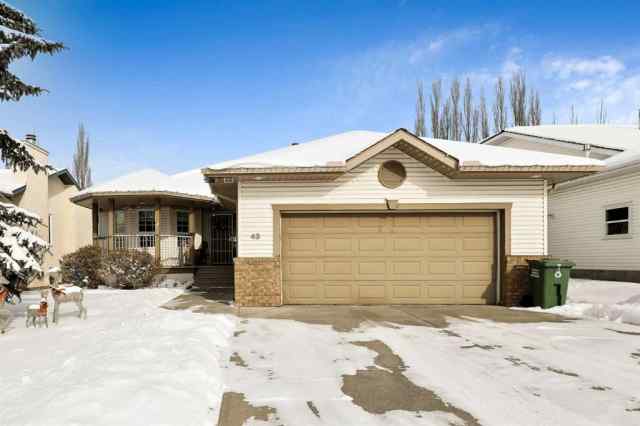 West Terrace real estate 43 West Mitford Crescent W in West Terrace Cochrane