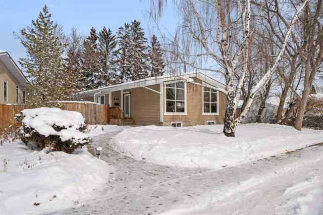 444 Willowdale Crescent SE in Willow Park Calgary