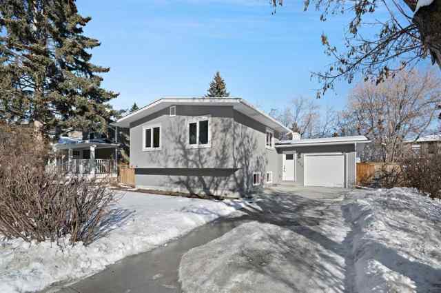 2924 Lathom Crescent SW in Lakeview Calgary