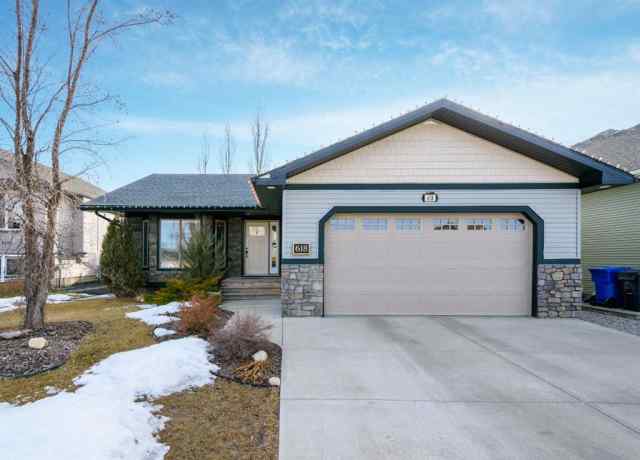 NONE real estate 618 West Highland Crescent  in NONE Carstairs