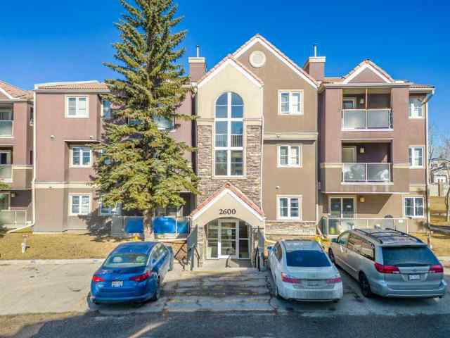 Edgemont real estate 2611, 2600 Edenwold Heights NW in Edgemont Calgary