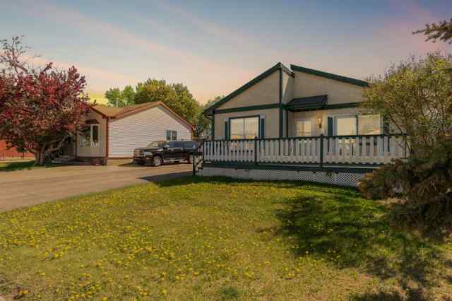 Dickinsfield real estate 121 Fullerton Drive  in Dickinsfield Fort McMurray