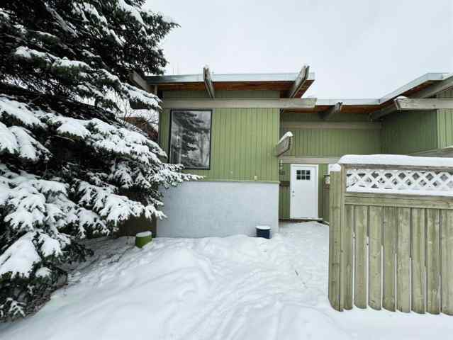 Southwood real estate 11021 5 Street SW in Southwood Calgary