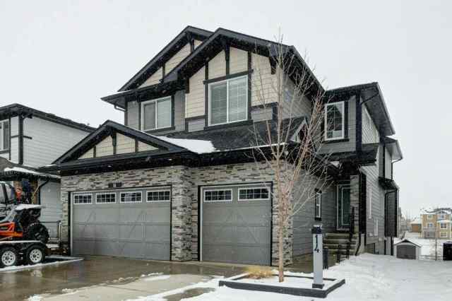14 Ranchers View  in Air Ranch Okotoks