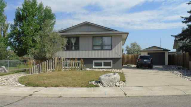 2112 7A Avenue  in NONE Fort Macleod