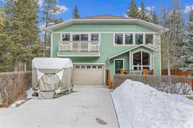 905 Larch Place  in Larch Canmore